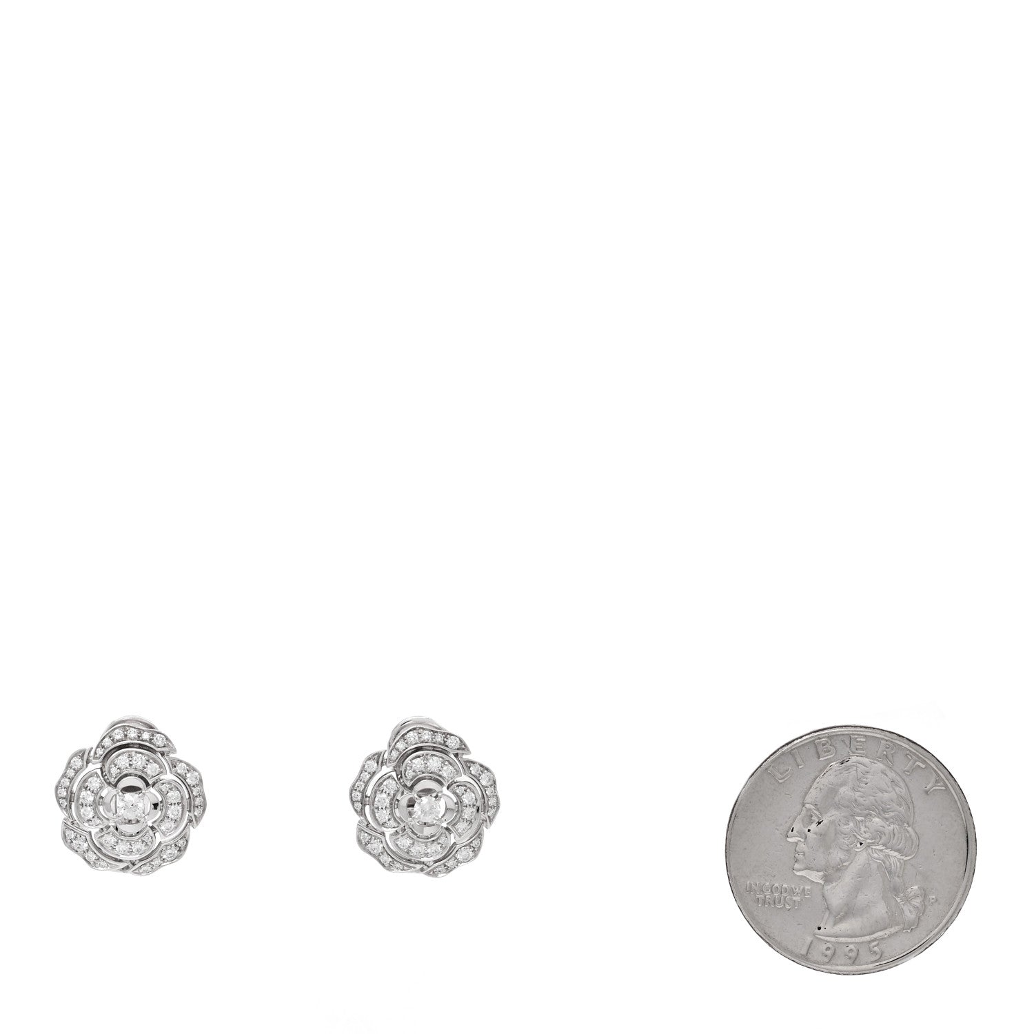 18K ホワイトゴールド ダイヤモンド ブトン ド カメリア ピアス（カスタマイズ対応）